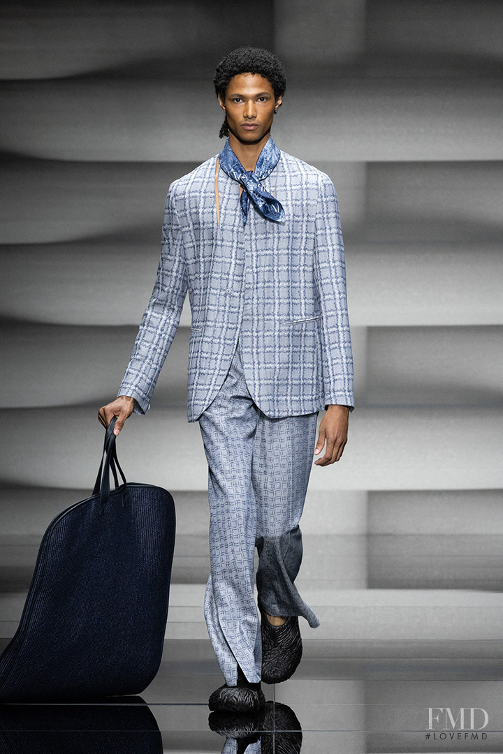 Emporio Armani fashion show for Spring/Summer 2023