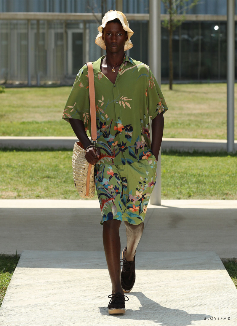 Etro fashion show for Spring/Summer 2023