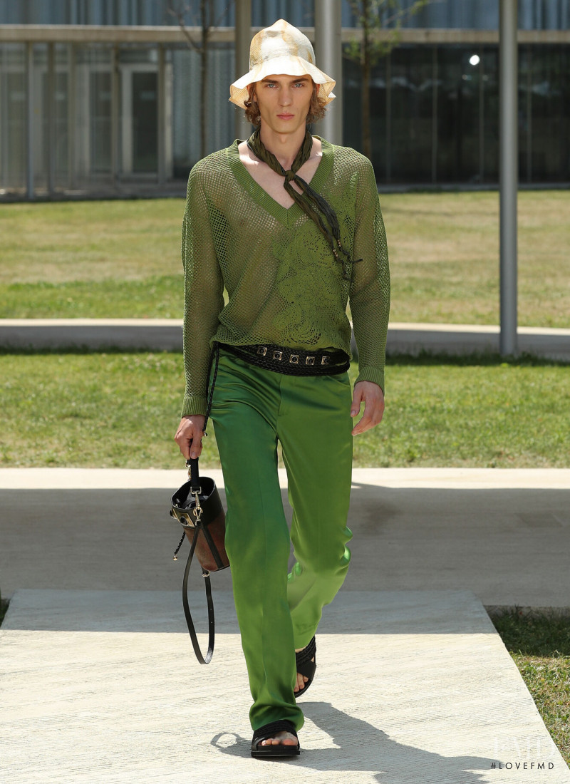 Etro fashion show for Spring/Summer 2023