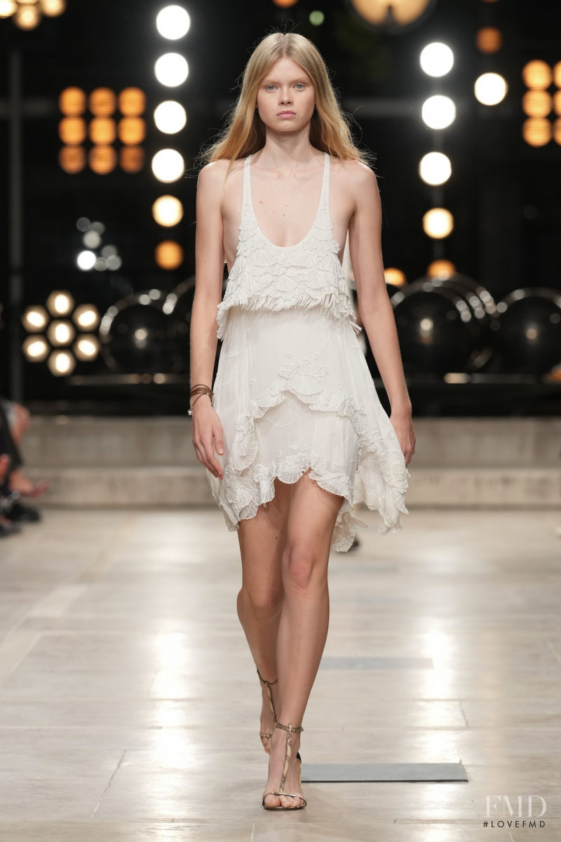 Isabel Marant fashion show for Spring/Summer 2023