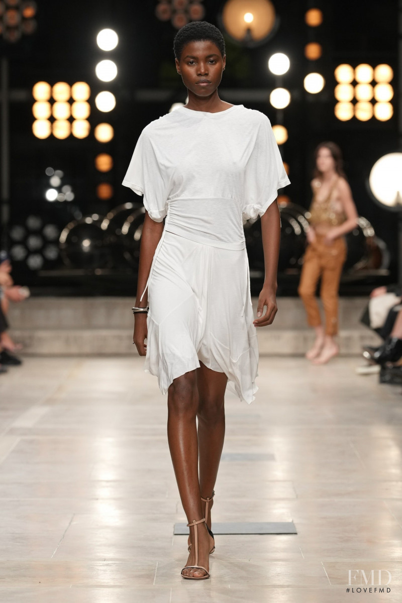 Isabel Marant fashion show for Spring/Summer 2023