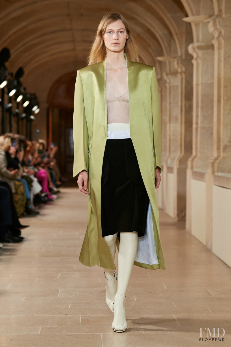 Julia Nobis featured in  the Victoria Beckham fashion show for Spring/Summer 2023