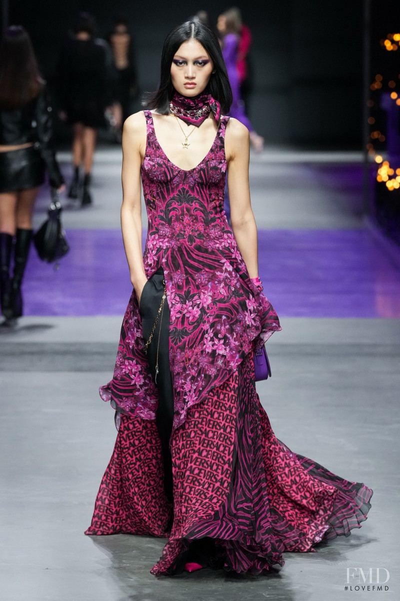 Yilan Hua featured in  the Versace fashion show for Spring/Summer 2023