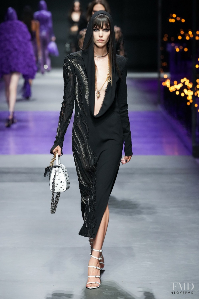 Meghan Collison featured in  the Versace fashion show for Spring/Summer 2023