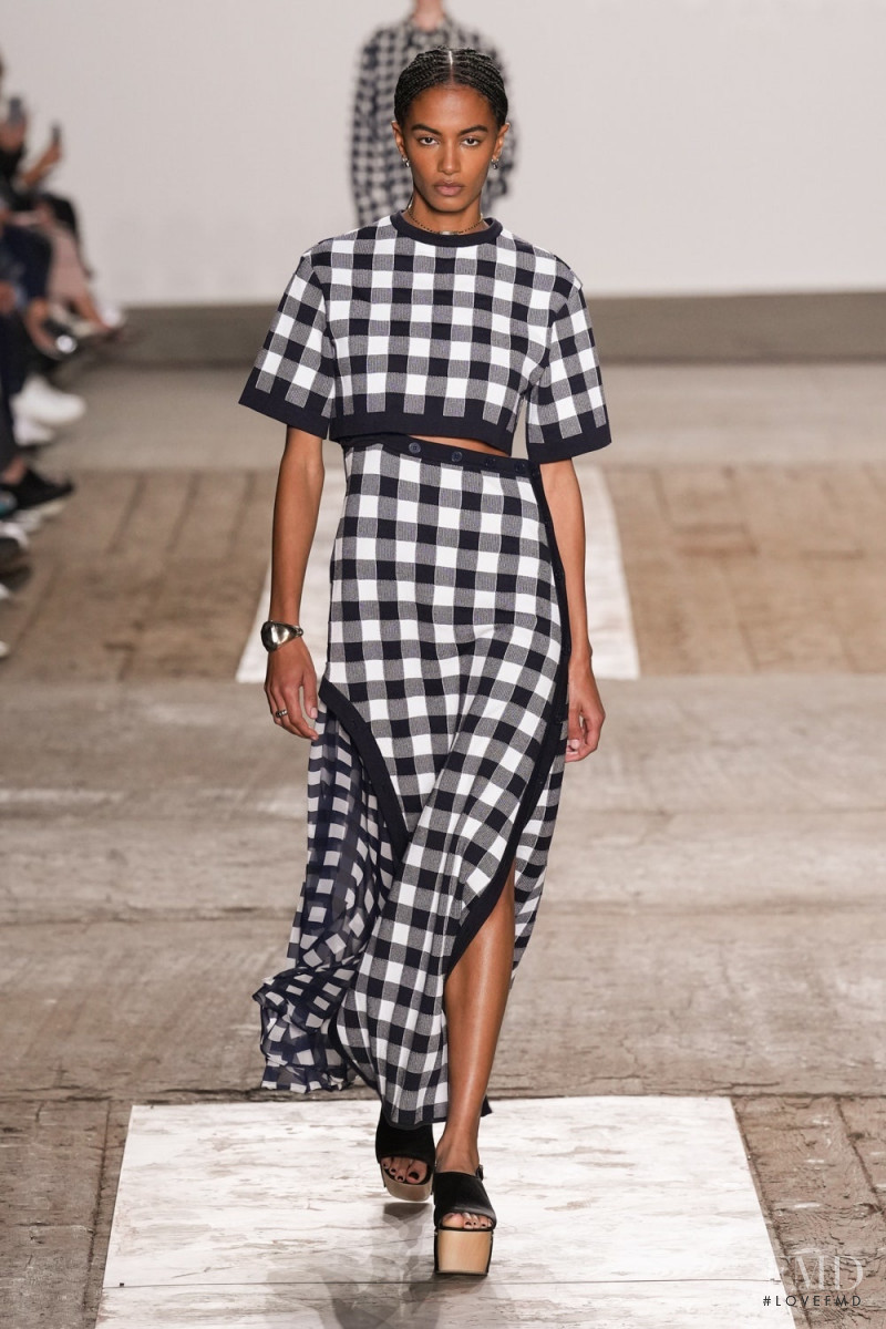 Sacha Quenby featured in  the Ports 1961 fashion show for Spring/Summer 2023