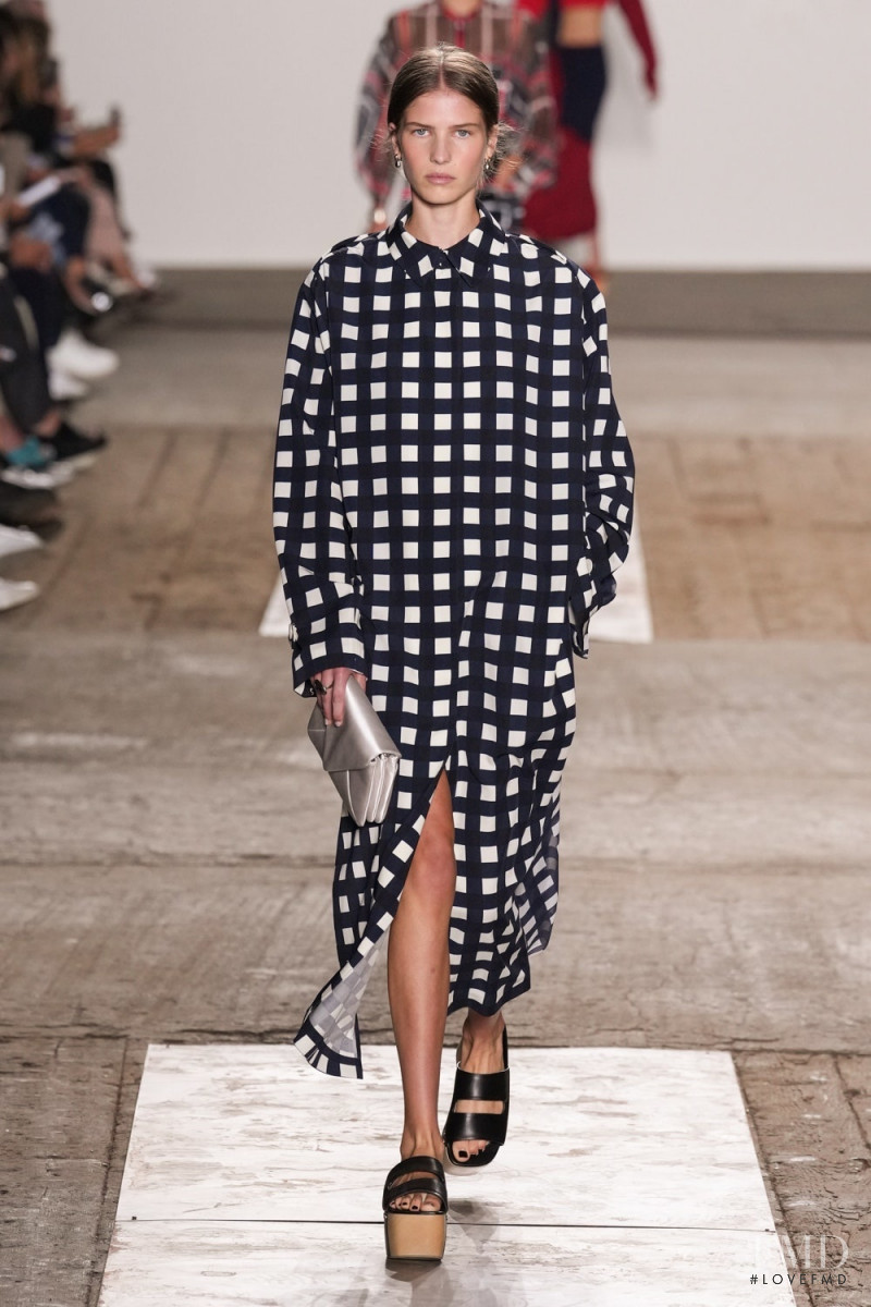 Ava Christian featured in  the Ports 1961 fashion show for Spring/Summer 2023