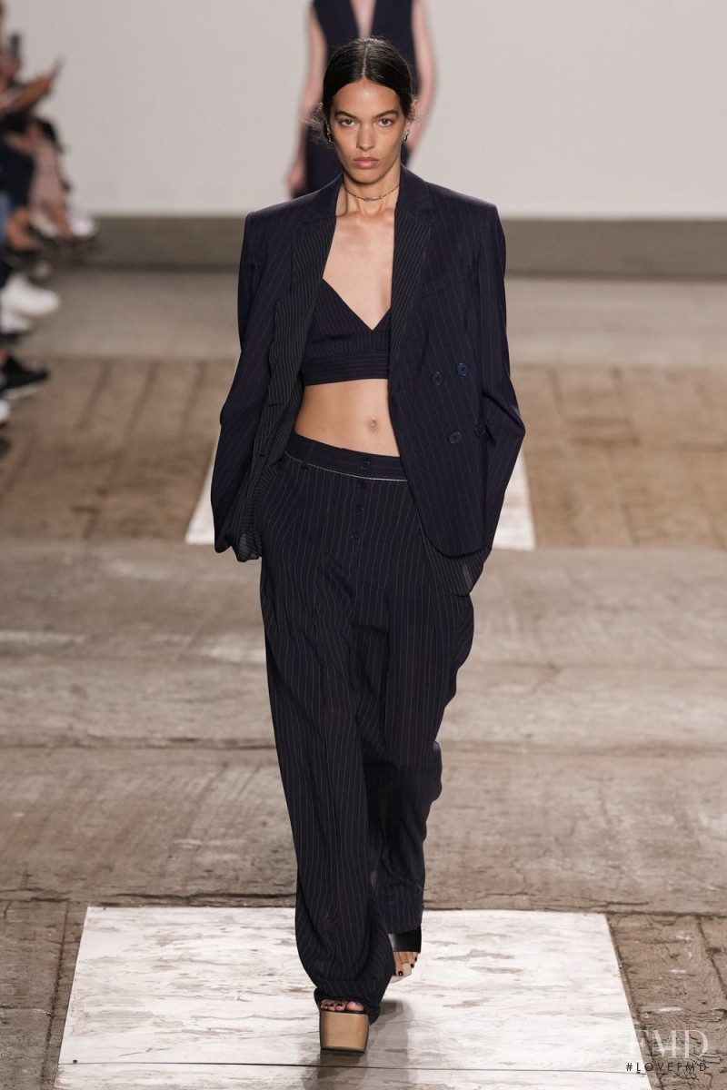 Grace Valentine featured in  the Ports 1961 fashion show for Spring/Summer 2023