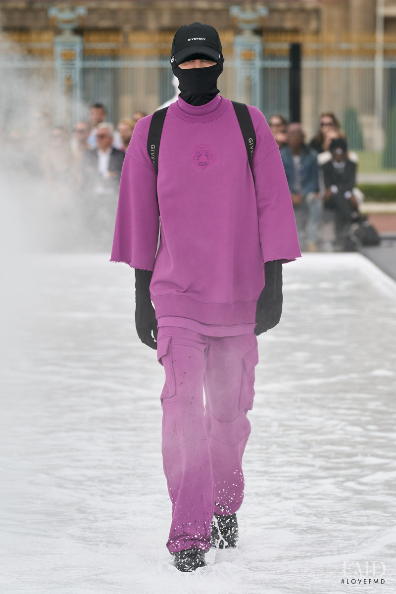 Givenchy fashion show for Spring/Summer 2023