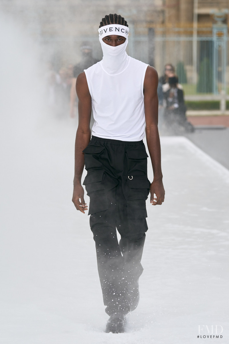 Givenchy fashion show for Spring/Summer 2023