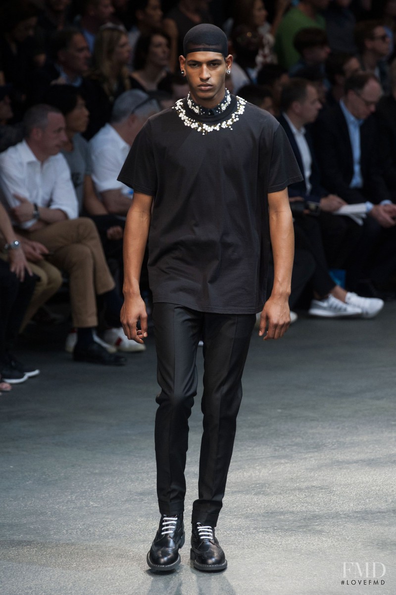 Givenchy fashion show for Spring/Summer 2015