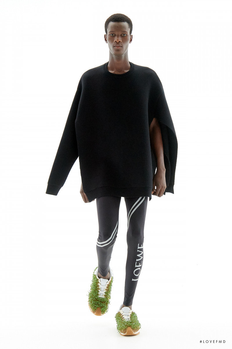 Loewe fashion show for Spring/Summer 2023