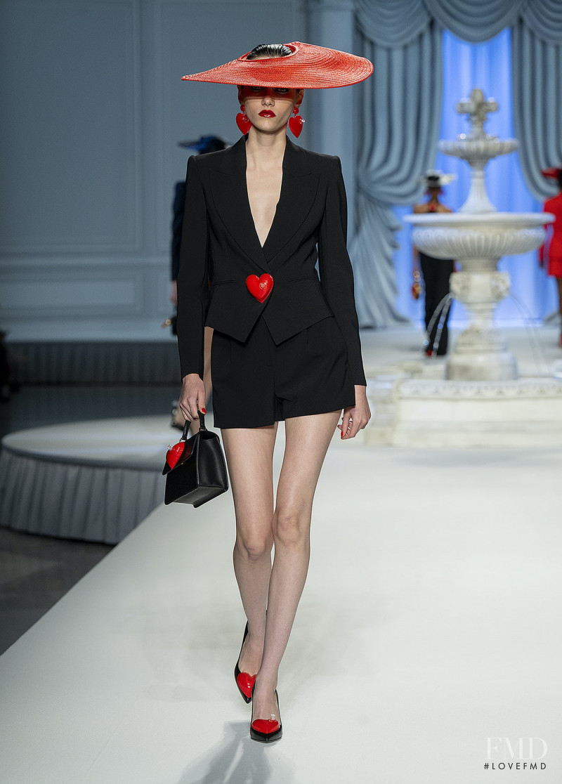 Effie Steinberg featured in  the Moschino fashion show for Spring/Summer 2023
