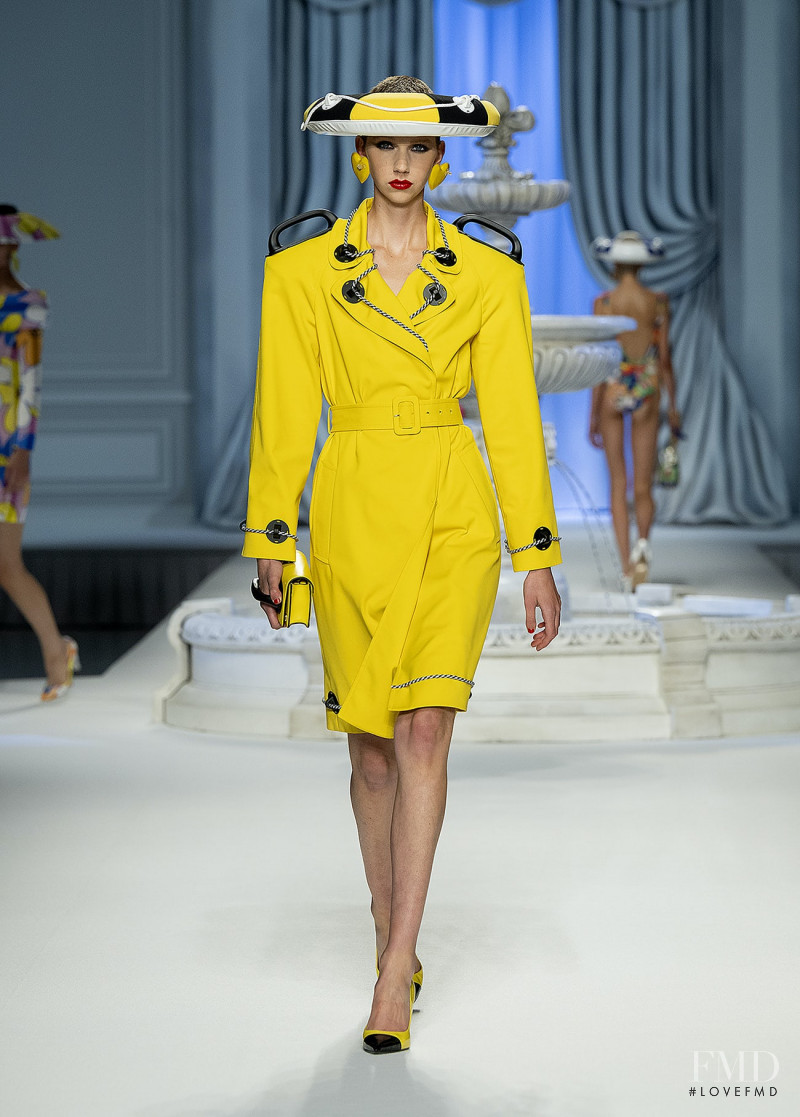 Bente Oort featured in  the Moschino fashion show for Spring/Summer 2023