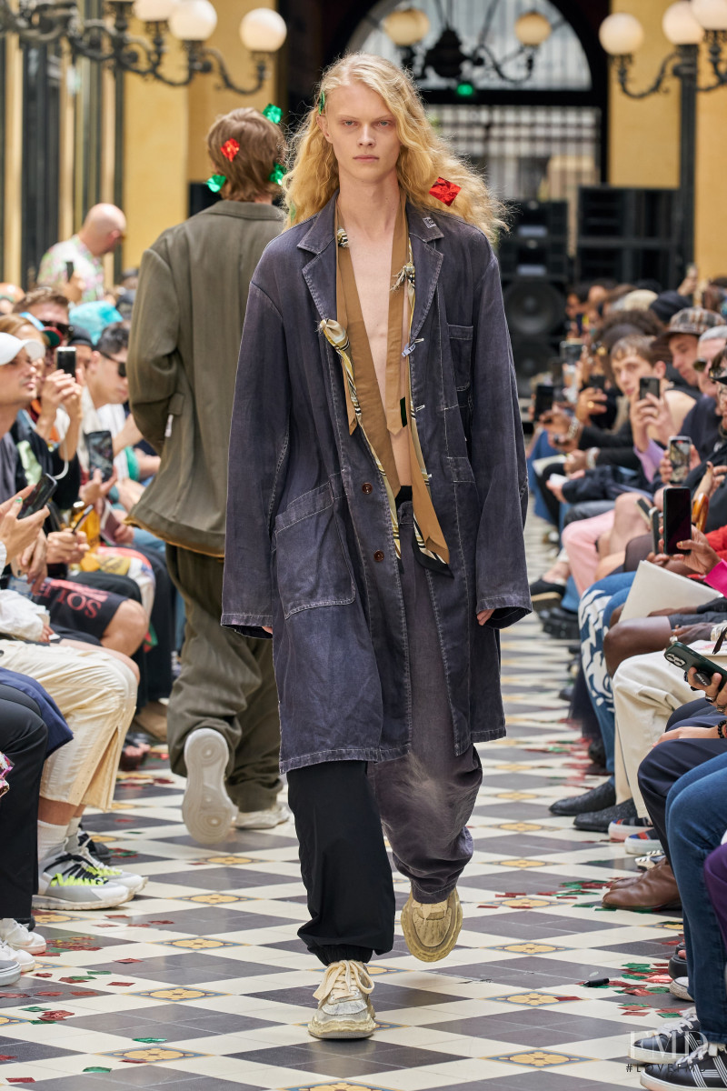 Mihara Yasuhiro fashion show for Spring/Summer 2023