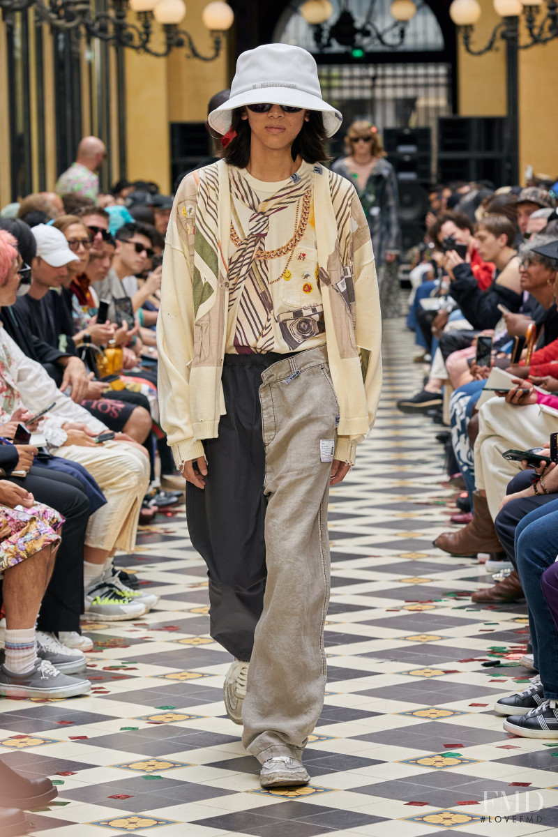 Mihara Yasuhiro fashion show for Spring/Summer 2023