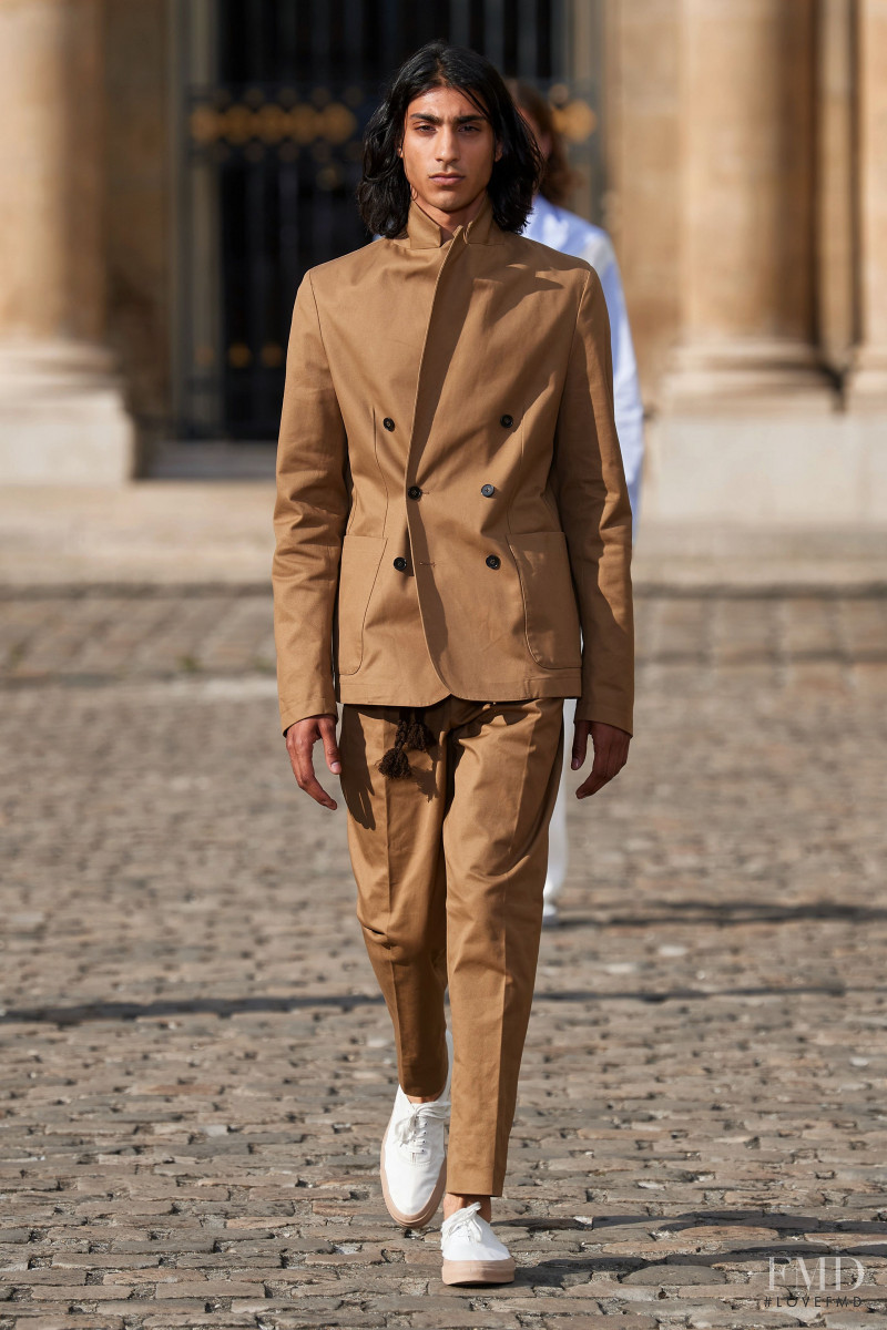 Officine Generale fashion show for Spring/Summer 2023