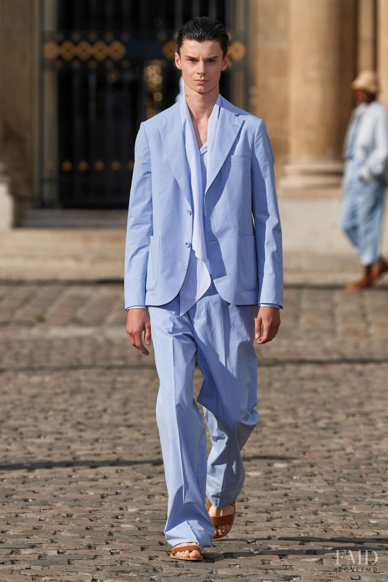 Officine Generale fashion show for Spring/Summer 2023