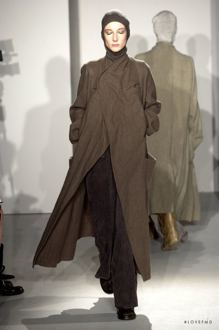 Rick Owens Sparrows fashion show for Autumn/Winter 2002