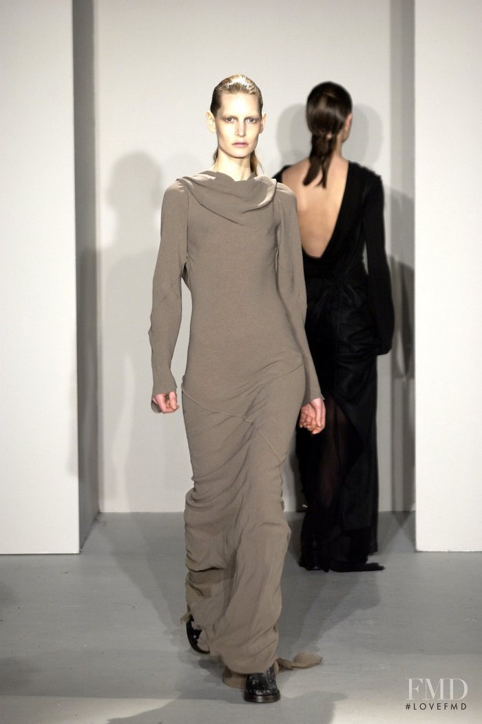 Rick Owens Sparrows fashion show for Autumn/Winter 2002