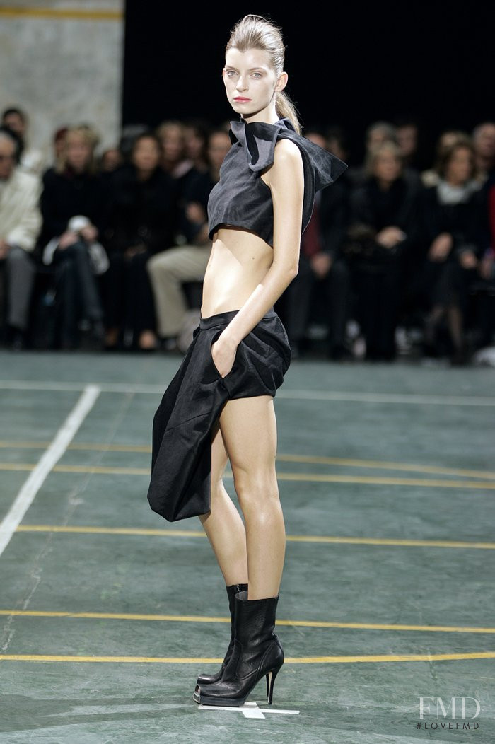 Rick Owens Scorpio fashion show for Spring/Summer 2005