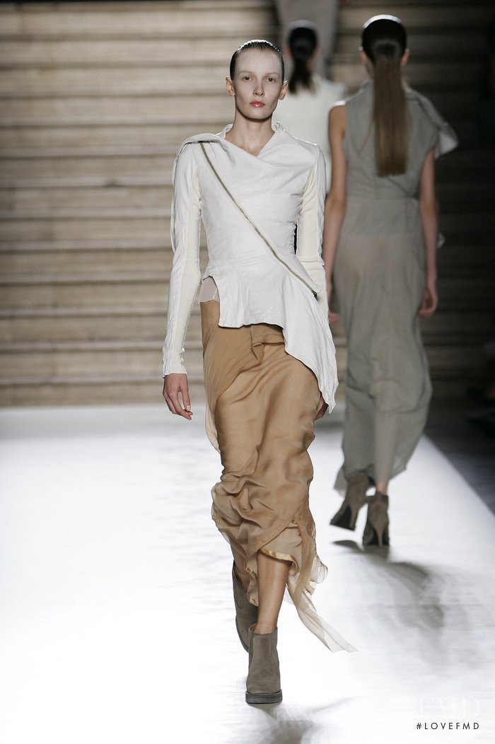Rick Owens Tungsten fashion show for Spring/Summer 2006