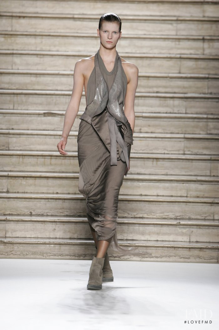 Rick Owens Tungsten fashion show for Spring/Summer 2006