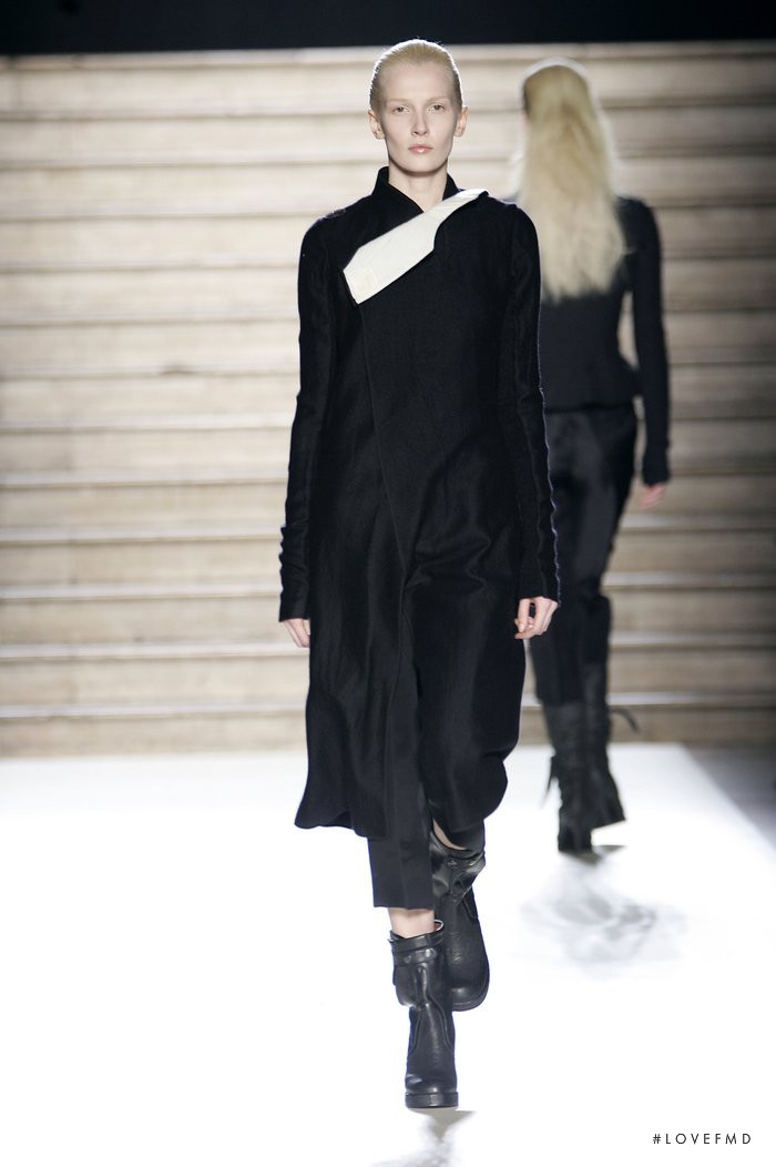 Rick Owens Dustulator fashion show for Autumn/Winter 2006