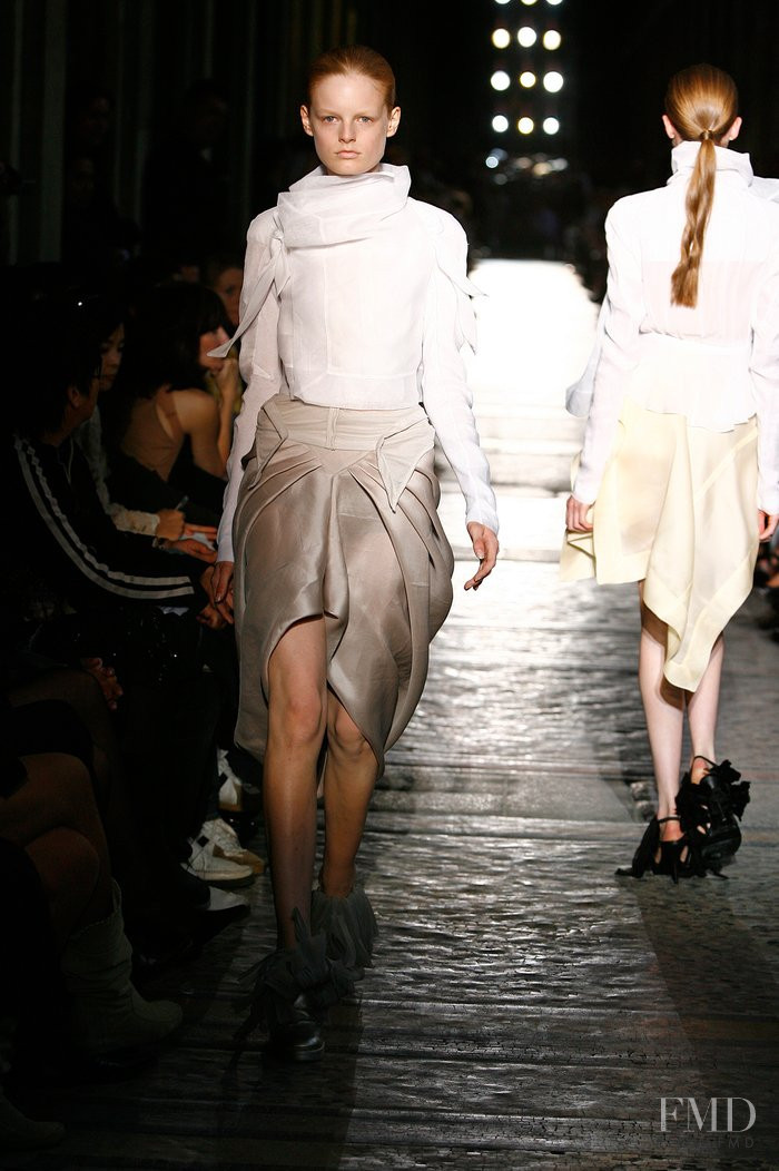 Rick Owens Wishbone fashion show for Spring/Summer 2007