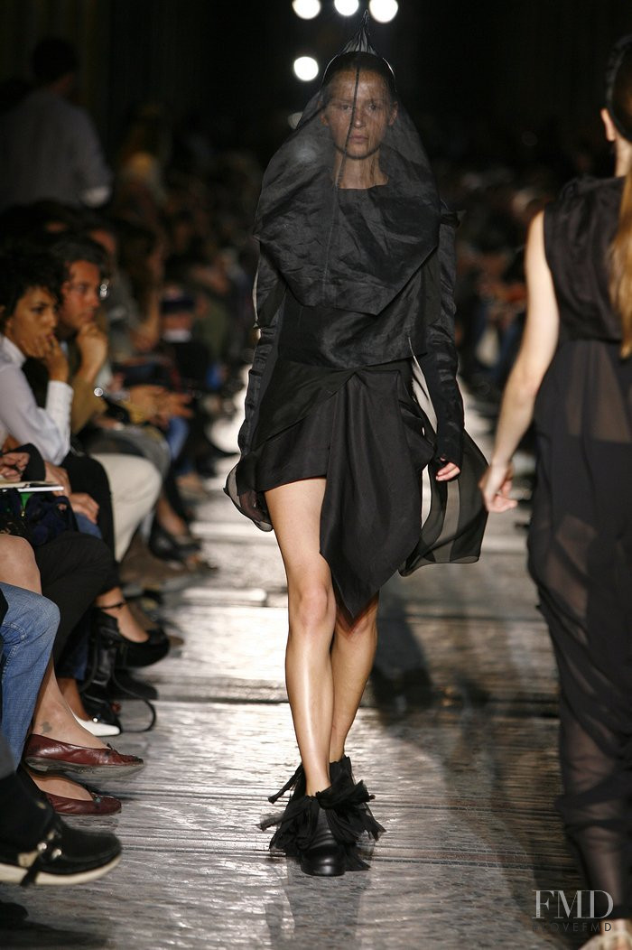 Rick Owens Wishbone fashion show for Spring/Summer 2007