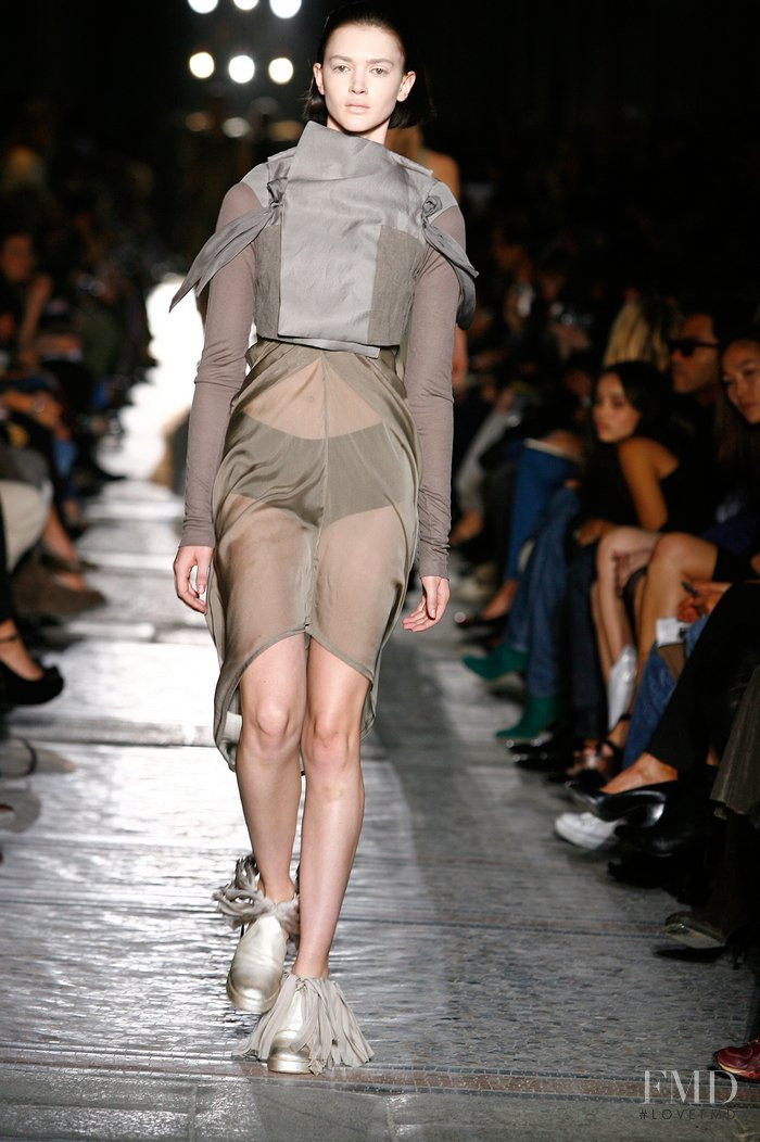 Rick Owens Wishbone fashion show for Spring/Summer 2007