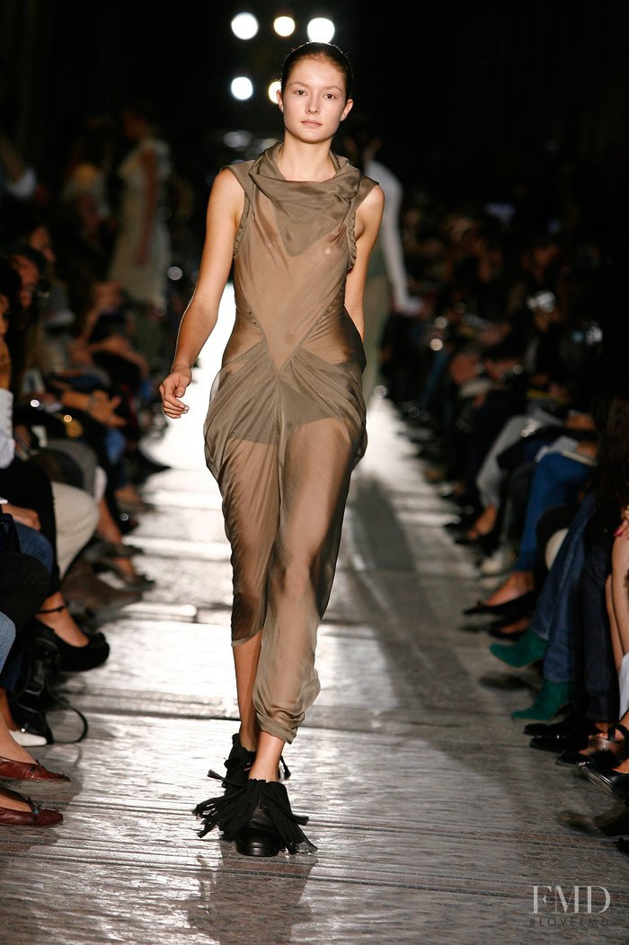 Rick Owens Wishbone fashion show for Spring/Summer 2007