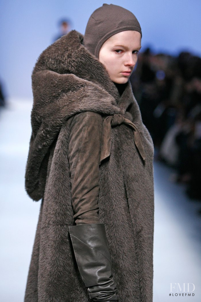 Rick Owens Exploder fashion show for Autumn/Winter 2007