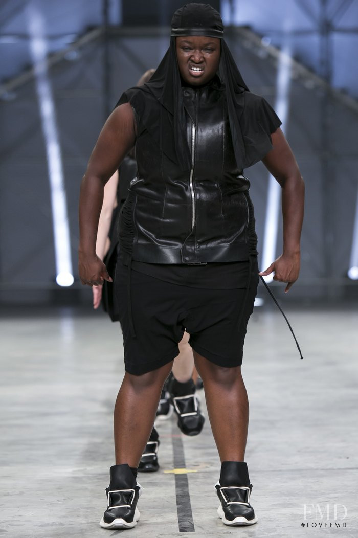 Rick Owens Vicious fashion show for Spring/Summer 2014