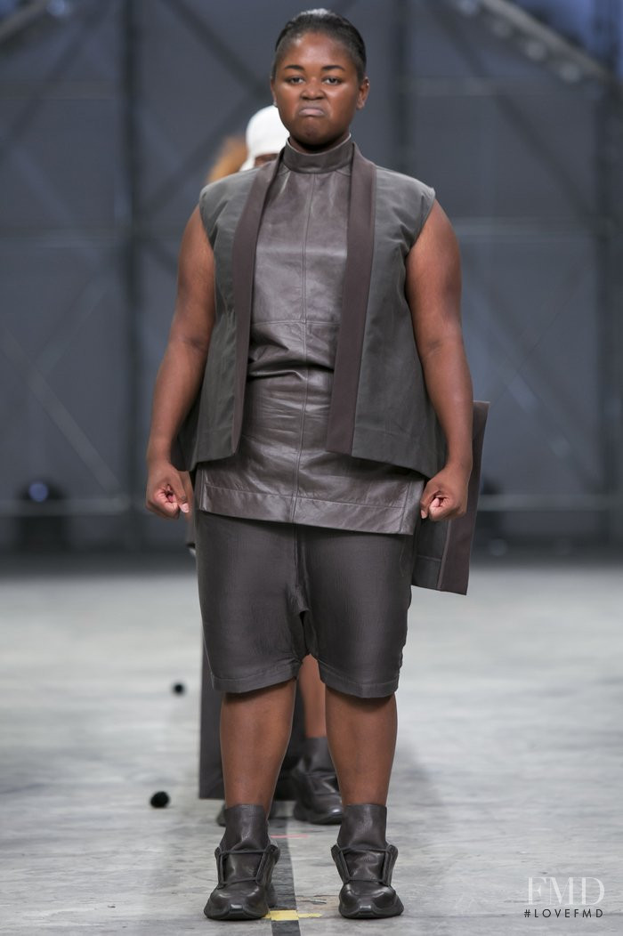 Rick Owens Vicious fashion show for Spring/Summer 2014