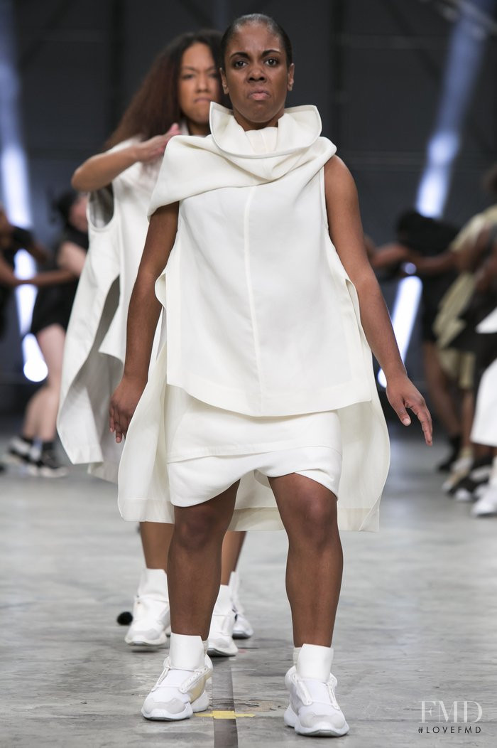 Rick Owens Vicious fashion show for Spring/Summer 2014