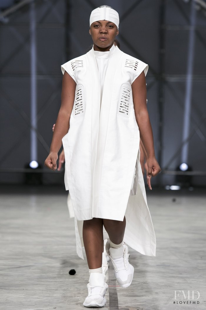 Rick Owens Vicious fashion show for Spring/Summer 2014