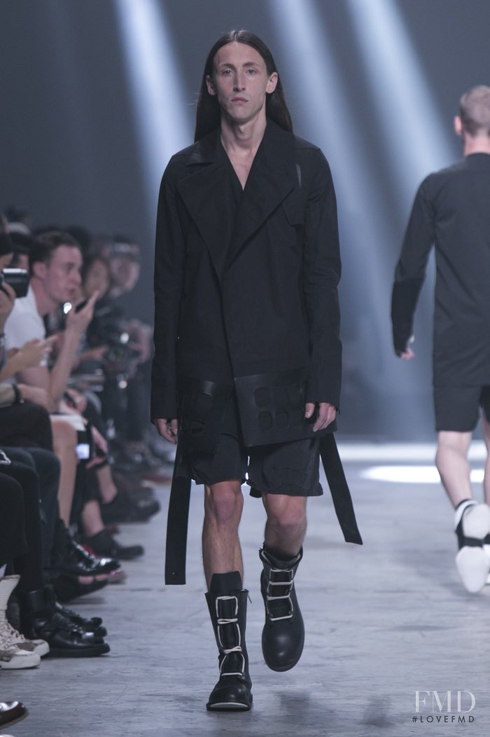 Rick Owens Vicious fashion show for Spring/Summer 2014