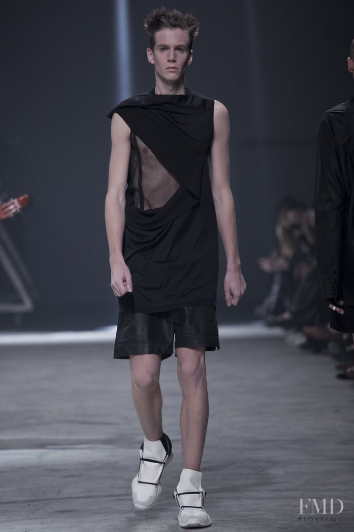 Rick Owens Vicious fashion show for Spring/Summer 2014