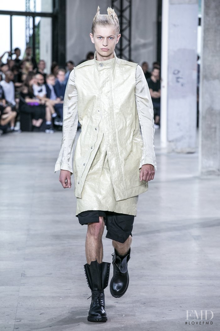 Rick Owens Cyclops fashion show for Spring/Summer 2016