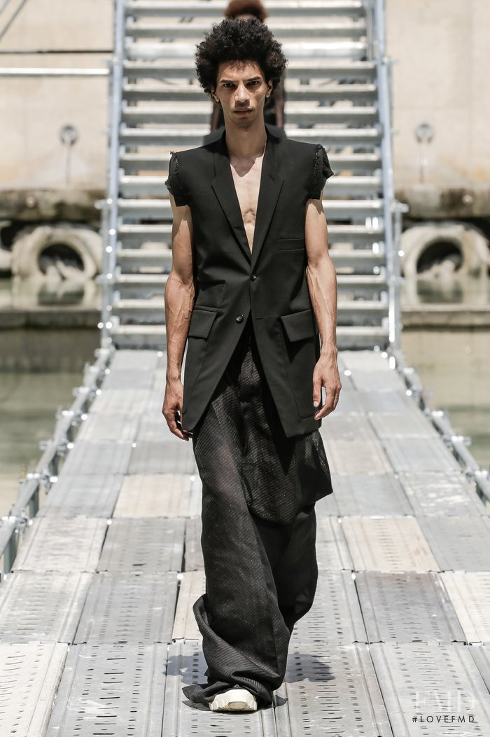 Rick Owens Dirt fashion show for Spring/Summer 2018