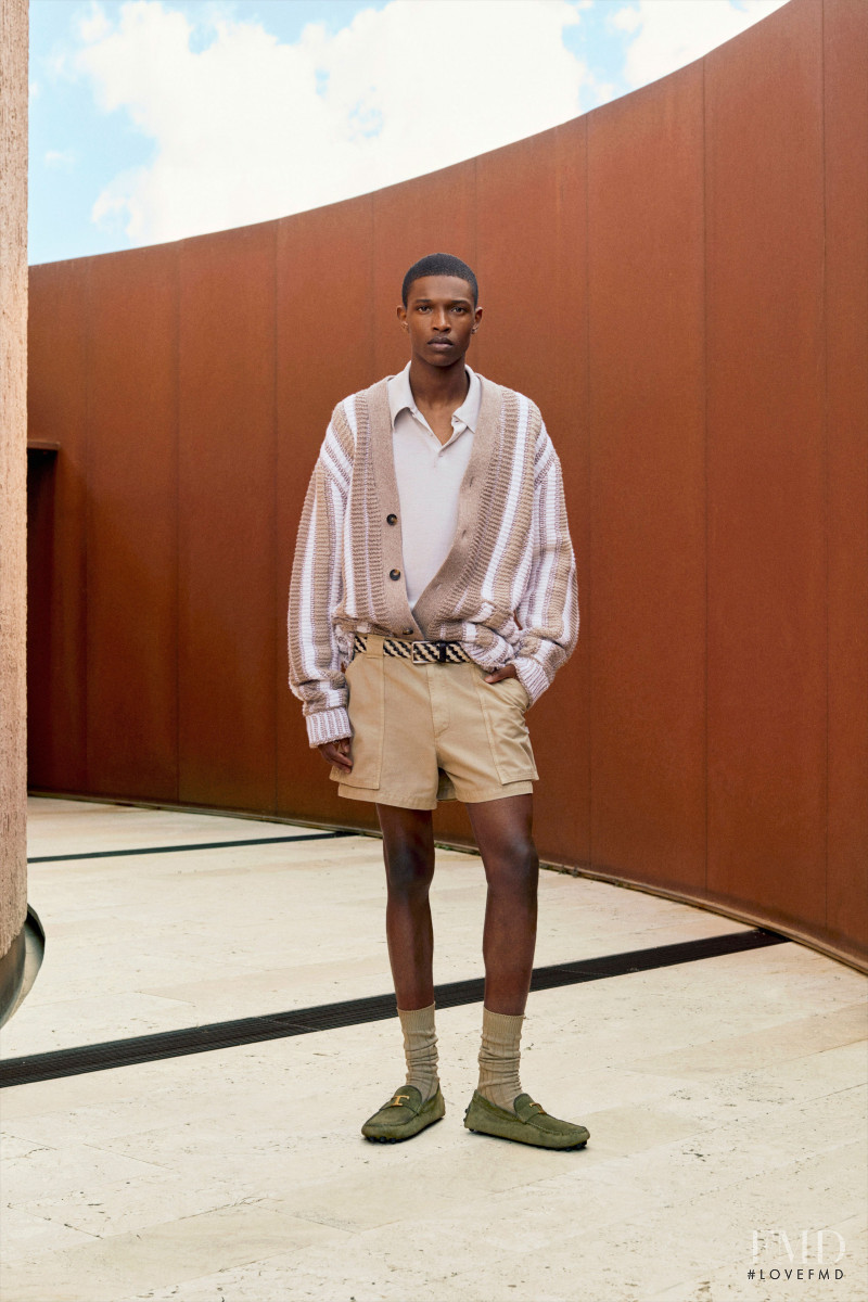 Tod\'s lookbook for Spring/Summer 2023