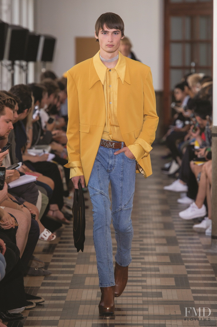 Wooyoungmi David Bowie fashion show for Spring/Summer 2019