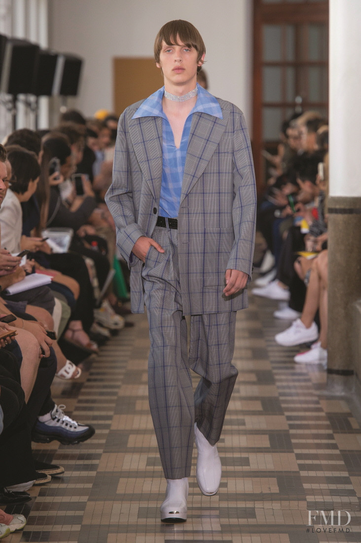 Wooyoungmi David Bowie fashion show for Spring/Summer 2019