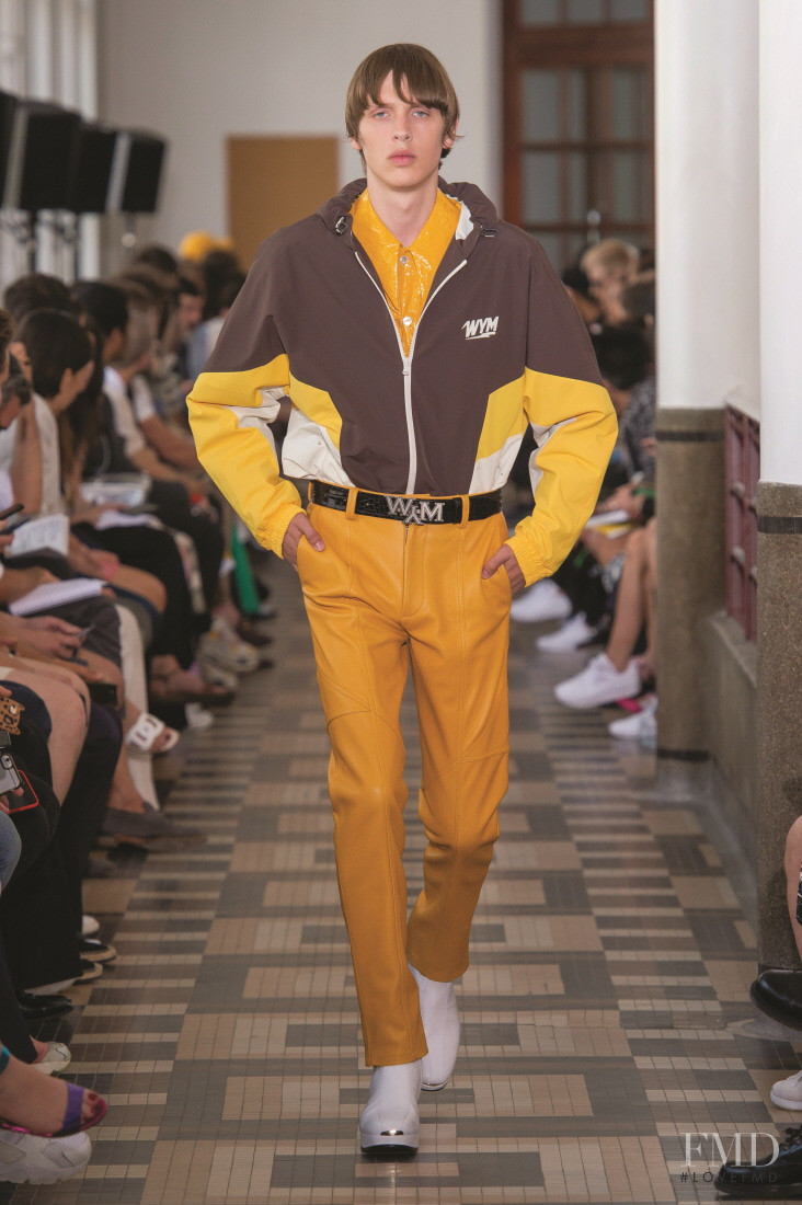 Wooyoungmi David Bowie fashion show for Spring/Summer 2019