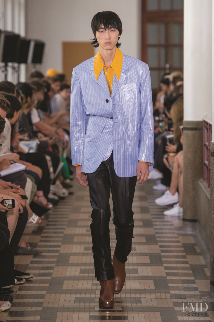 Wooyoungmi David Bowie fashion show for Spring/Summer 2019