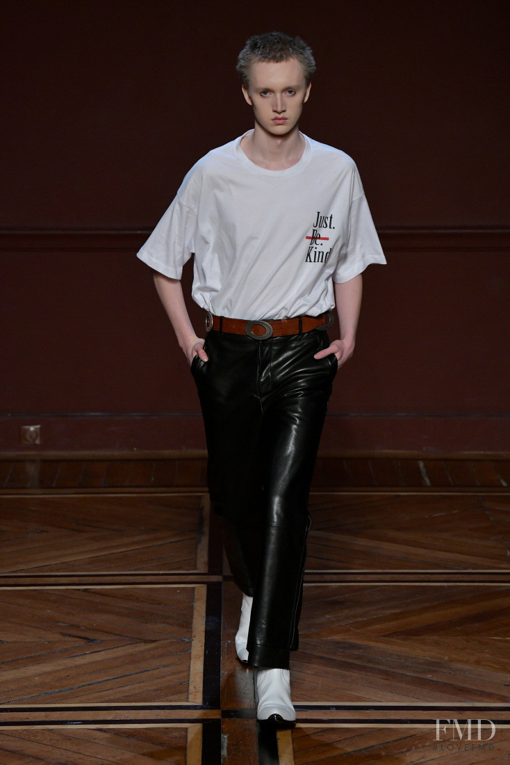 Wooyoungmi New Romantic Bohemian fashion show for Autumn/Winter 2018