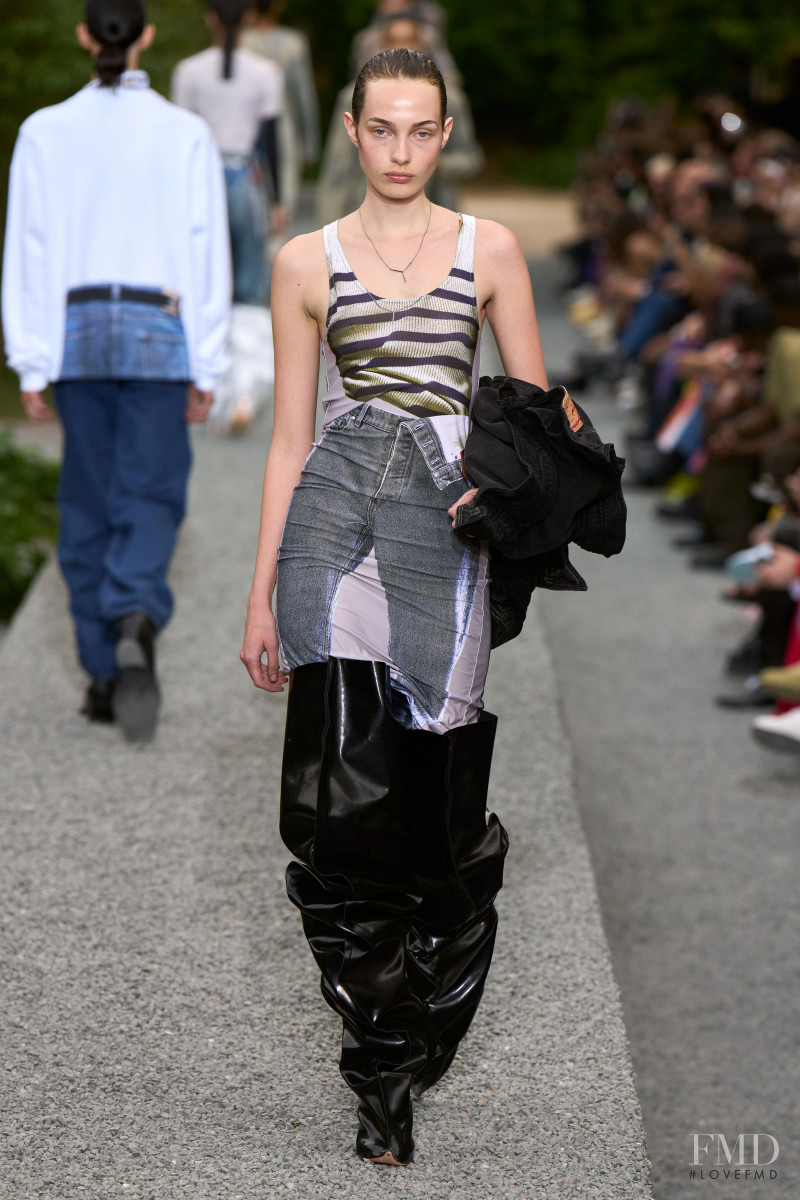 Y/Project fashion show for Spring/Summer 2023