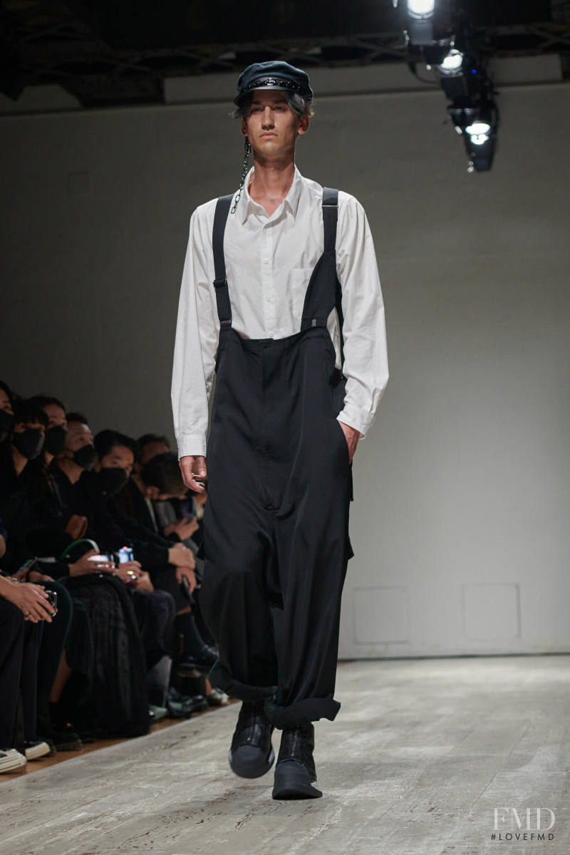 Yohji Yamamoto fashion show for Spring/Summer 2023