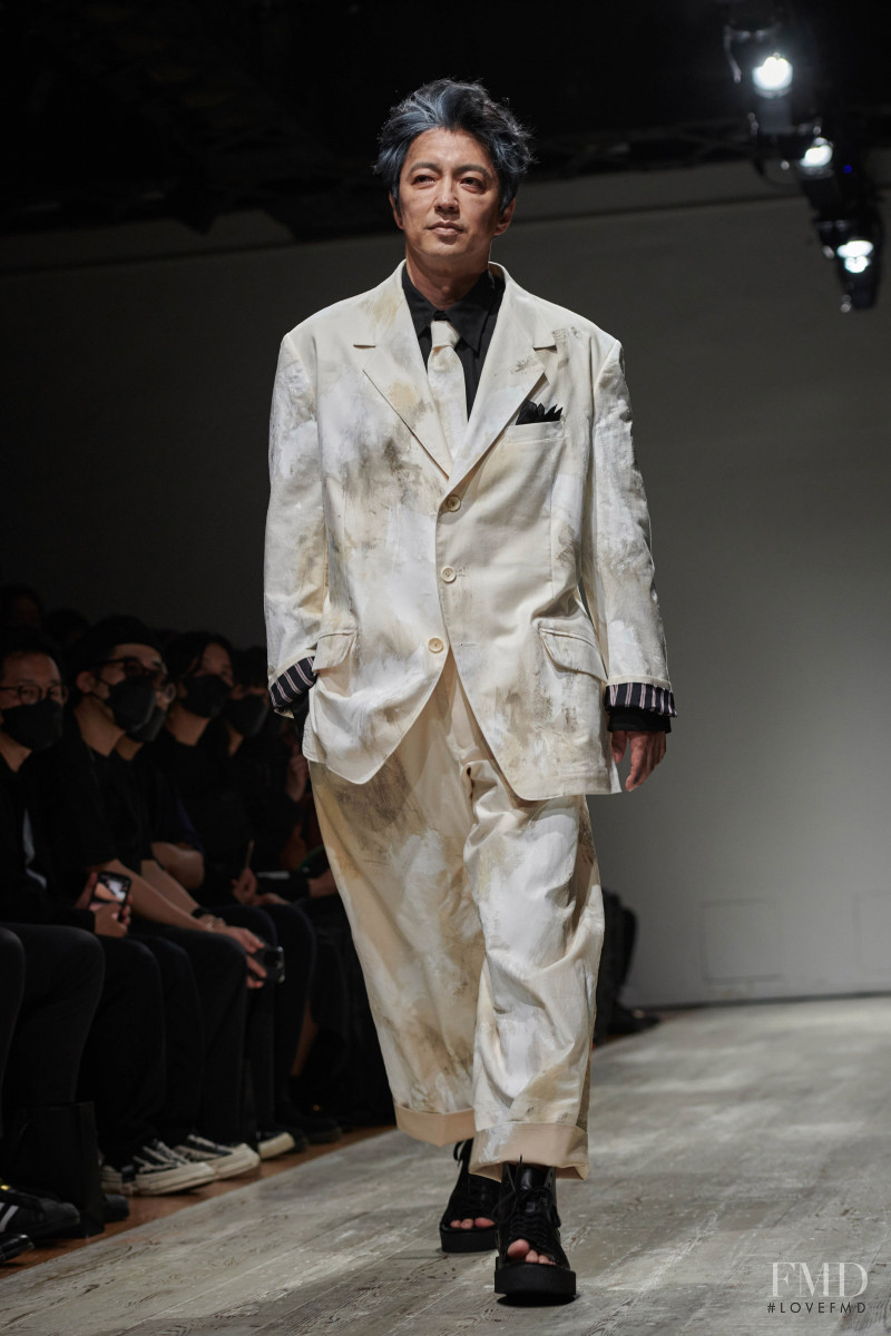 Yohji Yamamoto fashion show for Spring/Summer 2023