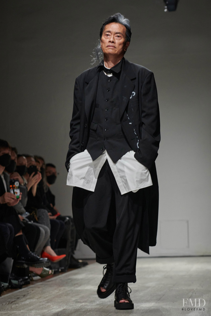 Yohji Yamamoto fashion show for Spring/Summer 2023